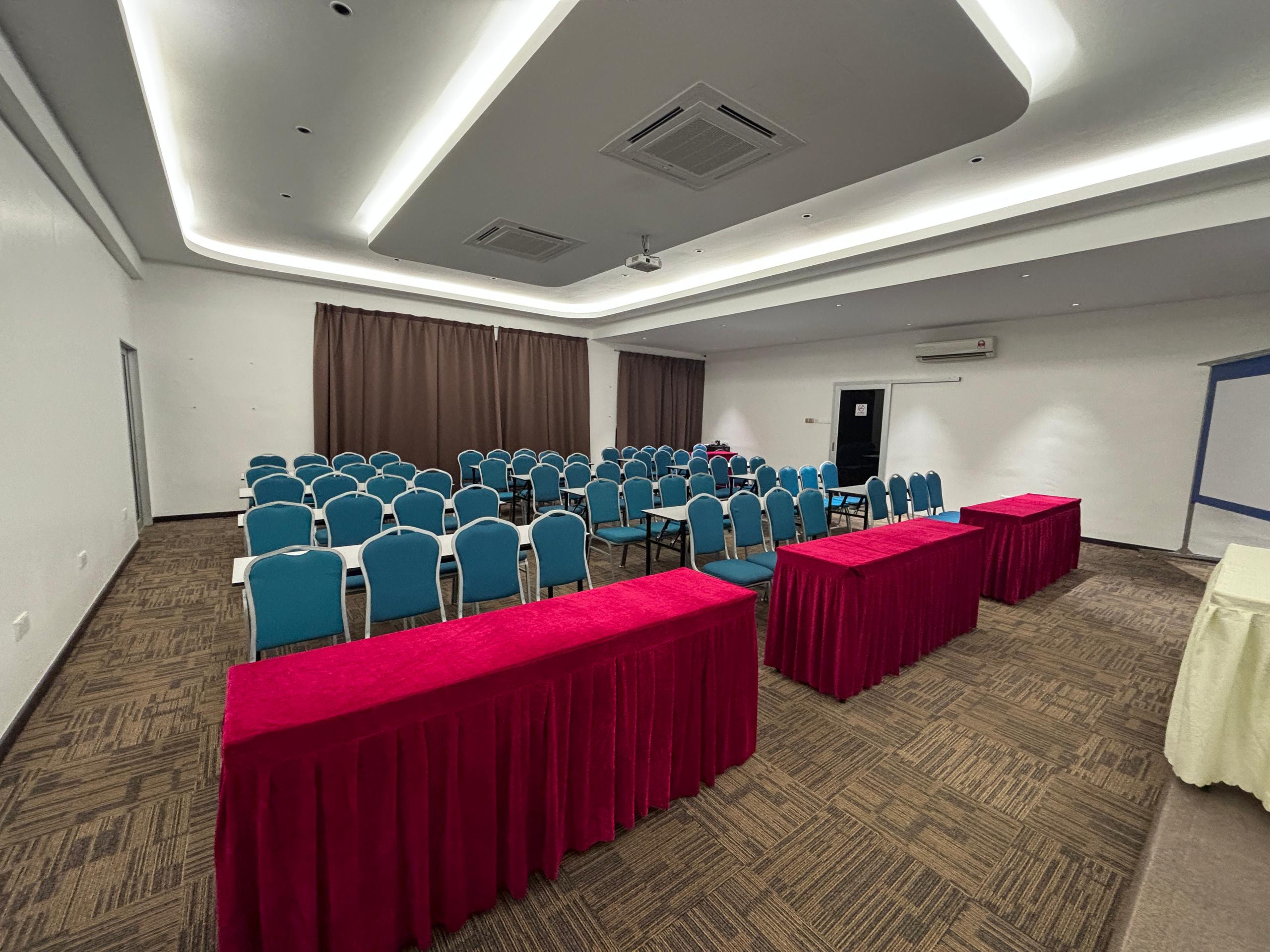 bilik-seminar-melaka-tengah (4)